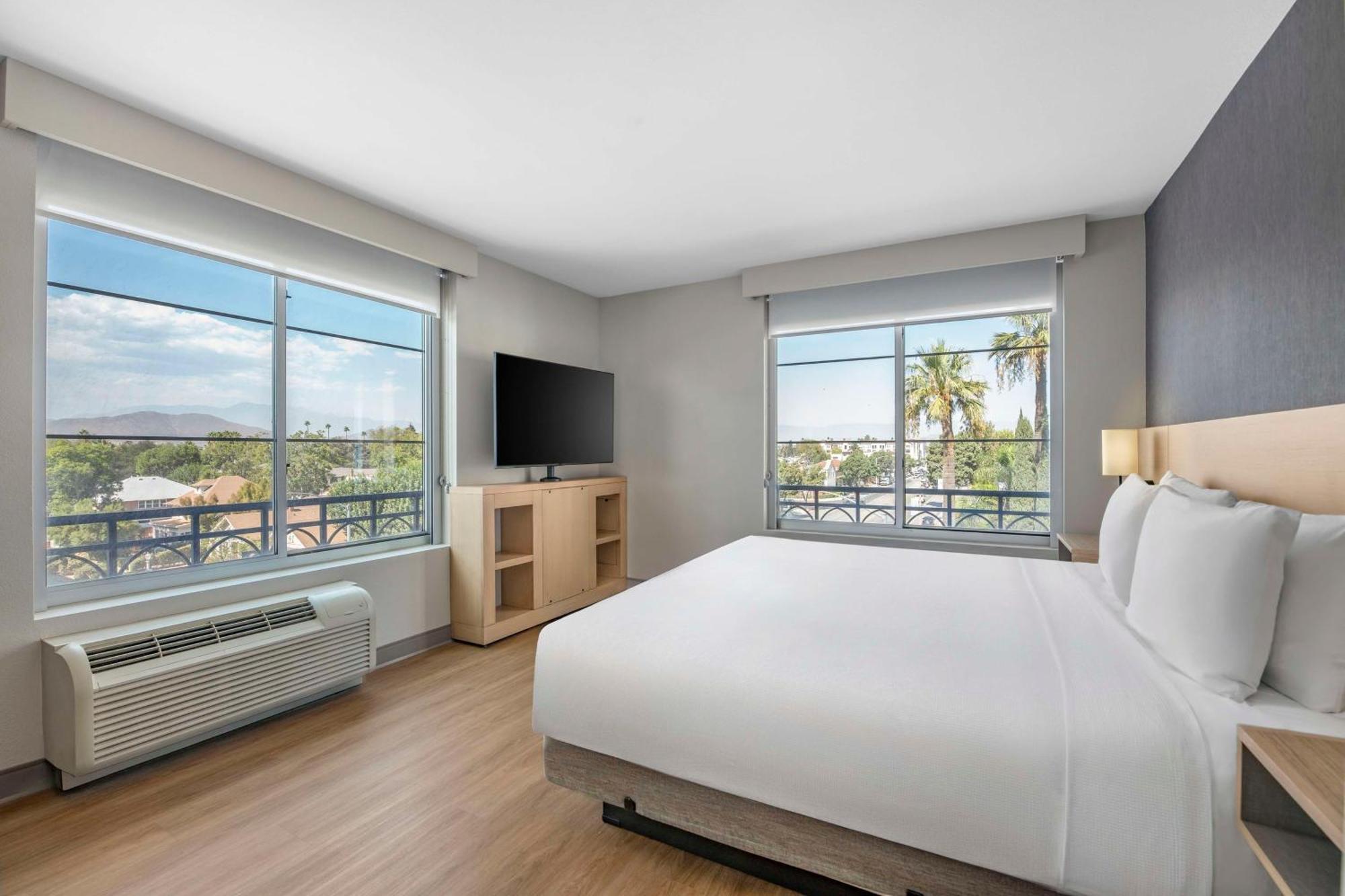 Hyatt Place Riverside Downtown Eksteriør billede